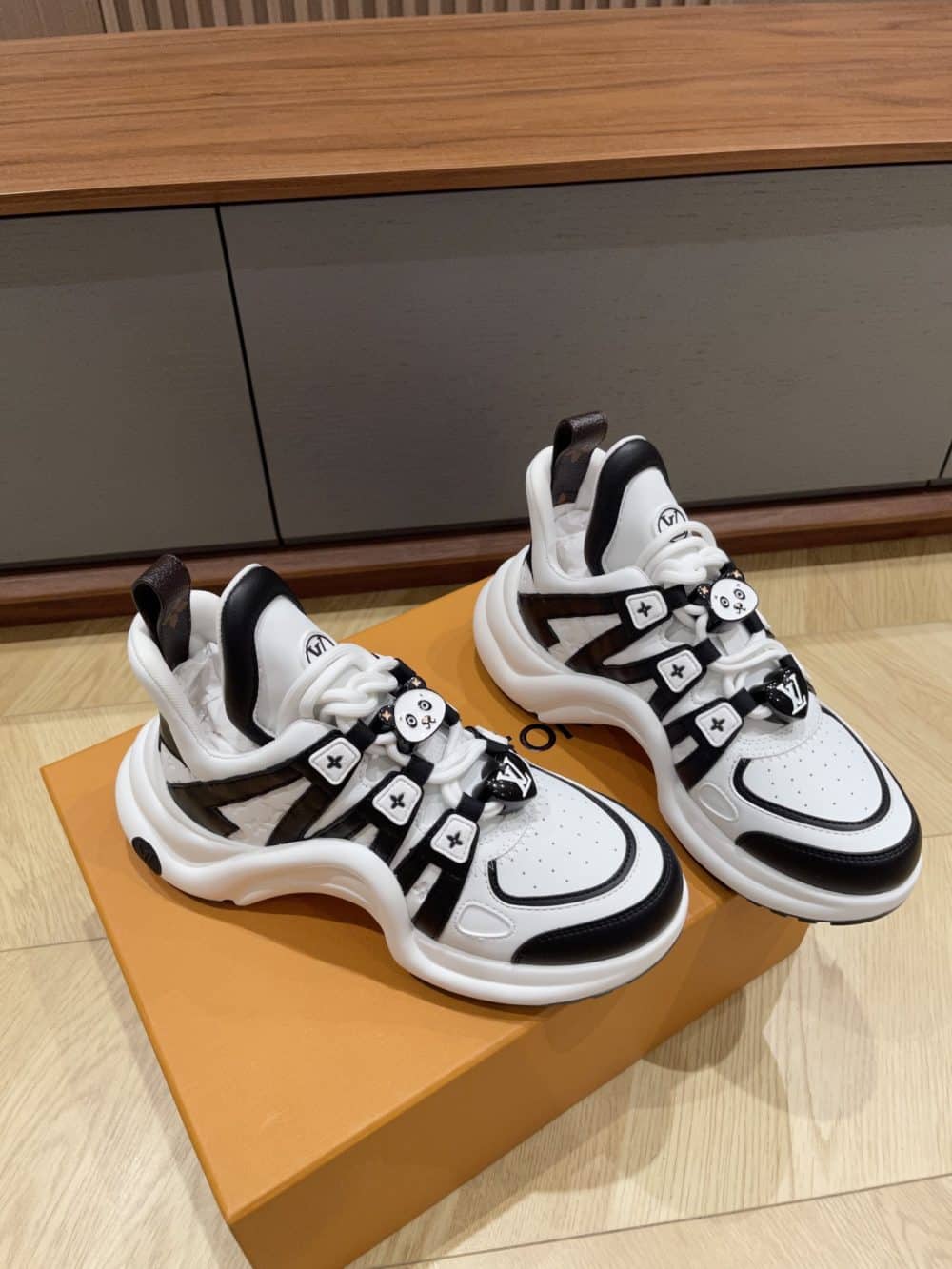 Maison LVX Sculpted Sole Arch Sneaker