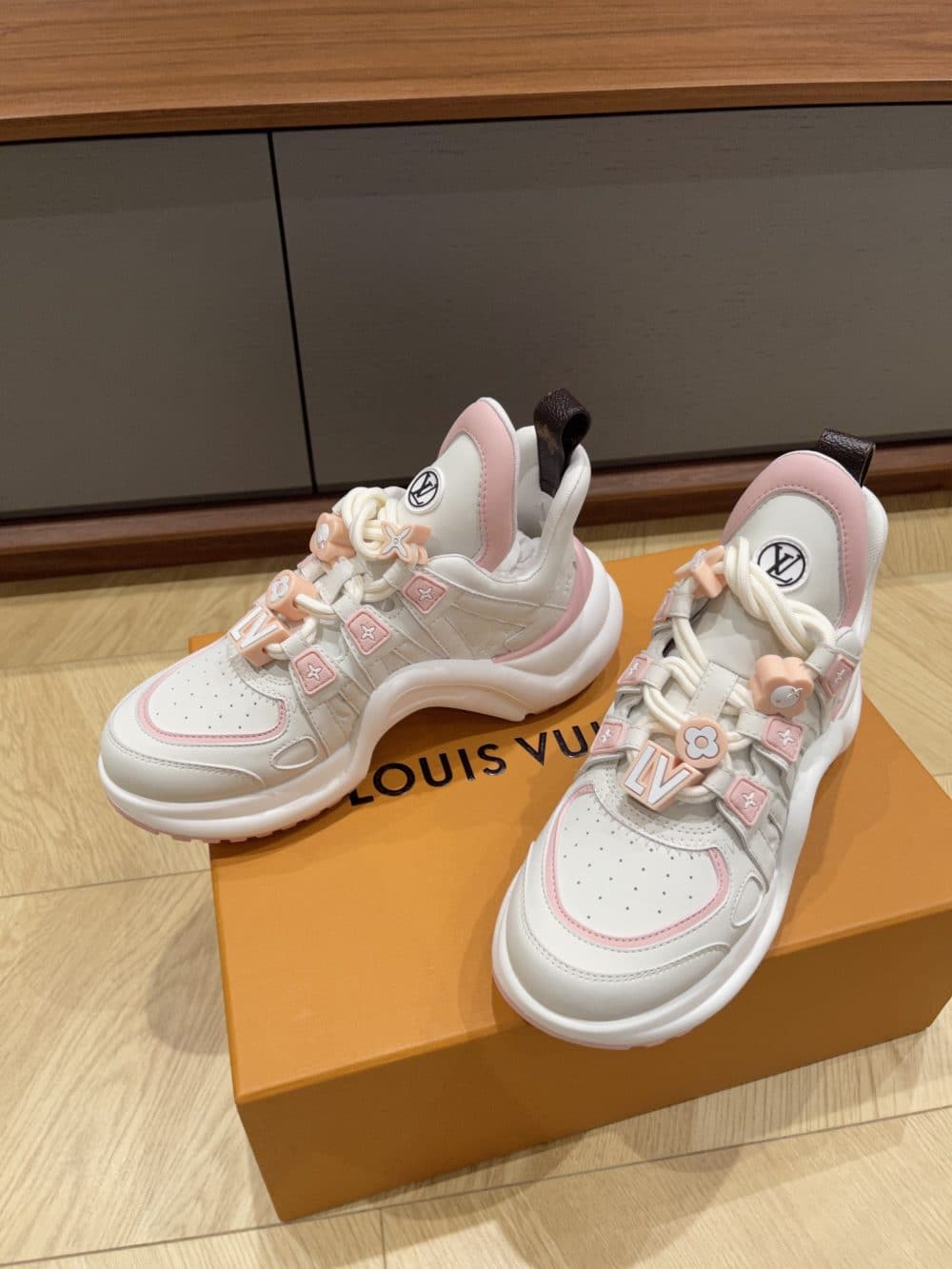 Maison LVX Sculpted Sole Arch Sneaker - Image 4